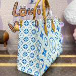 Louis Vuitton OnTheGo MM M11262 Blue